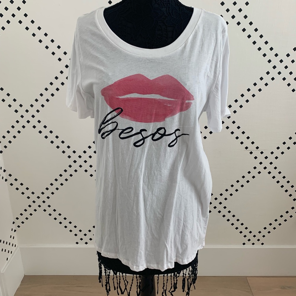 Lip Graphic Shirt